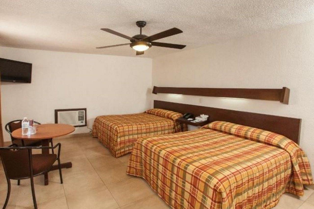 Hotel Gandara Hermosillo Bagian luar foto