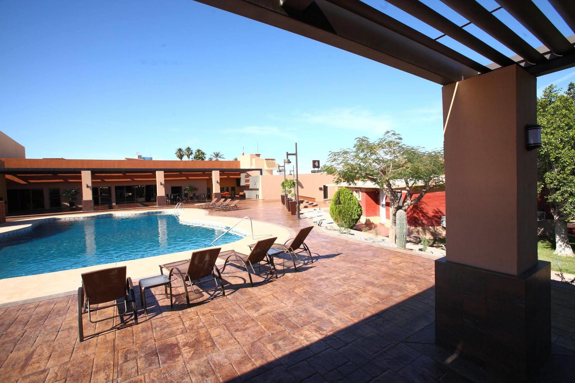 Hotel Gandara Hermosillo Bagian luar foto